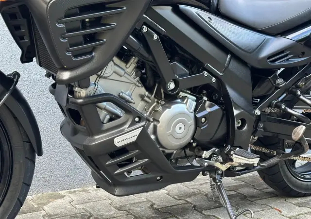 SUZUKI V-STROM 