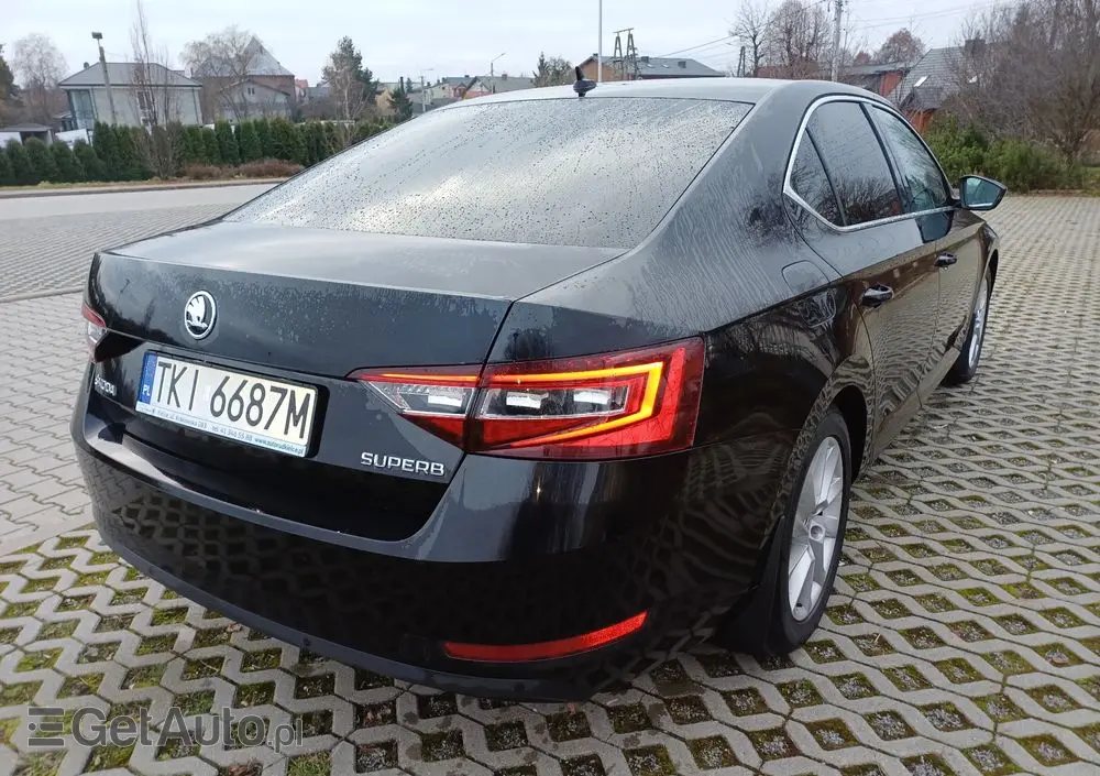 SKODA Superb 2.0 TDI Ambition