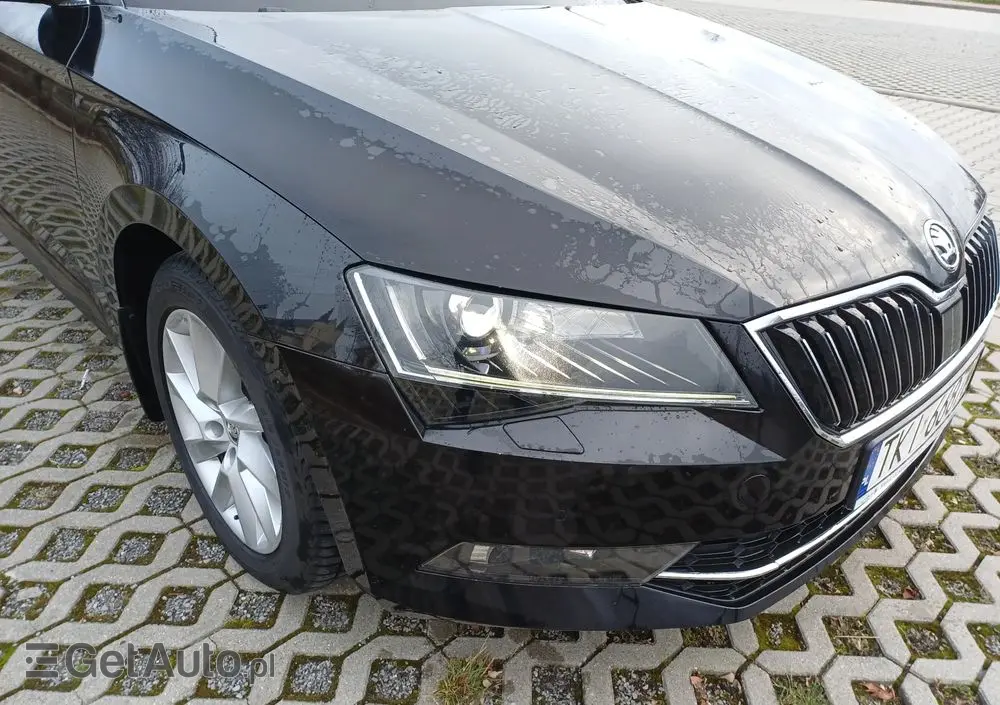 SKODA Superb 2.0 TDI Ambition
