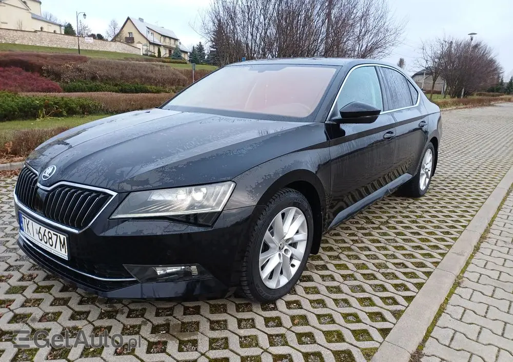 SKODA Superb 2.0 TDI Ambition