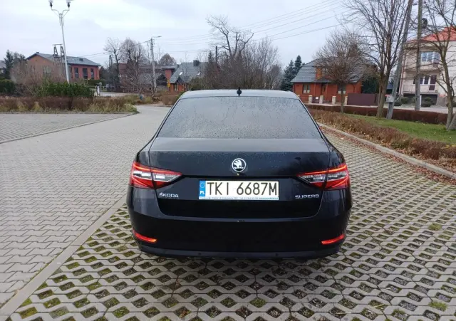 SKODA Superb 2.0 TDI Ambition