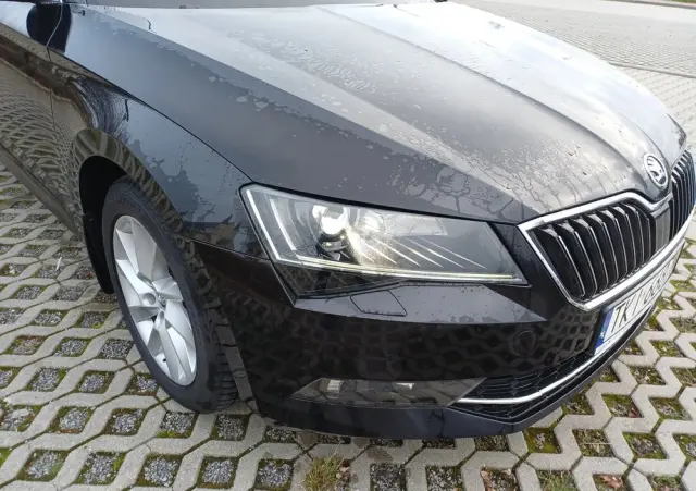 SKODA Superb 2.0 TDI Ambition
