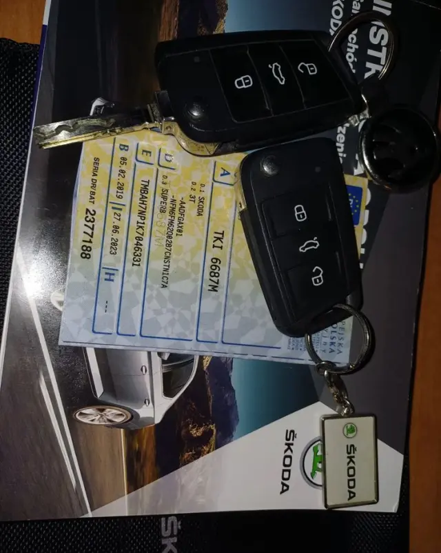 SKODA Superb 2.0 TDI Ambition