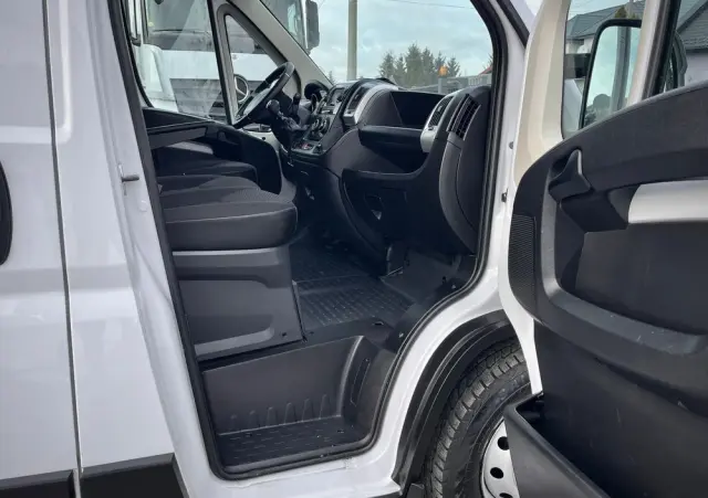 OPEL MOVANO L2H2 / SALON POLSKA / BEZWYPADKOWY / PIERWSZY WŁAŚCICIEL / BOGATA WERSJA / DMC 3500KG 