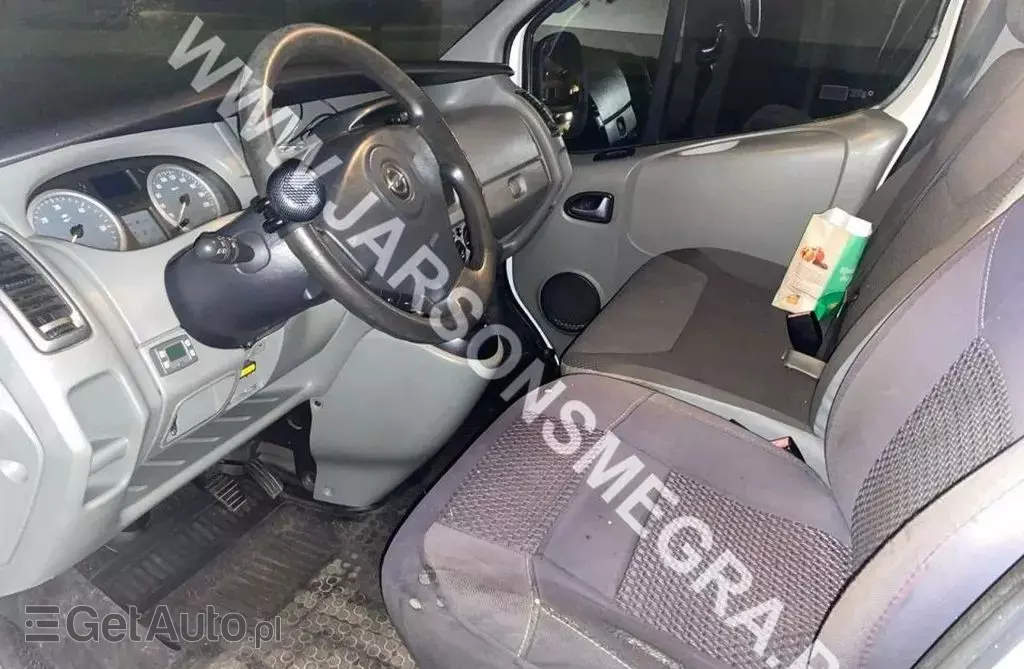 OPEL Vivaro 