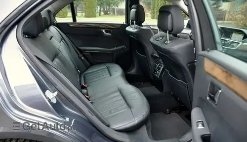 MERCEDES-BENZ Klasa E 