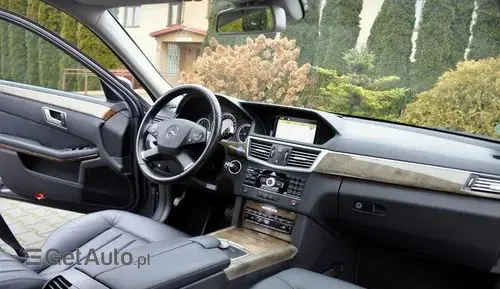 MERCEDES-BENZ Klasa E 