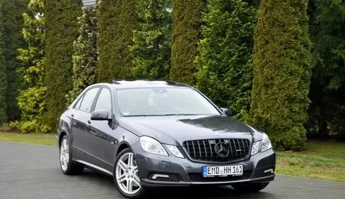 MERCEDES-BENZ Klasa E 