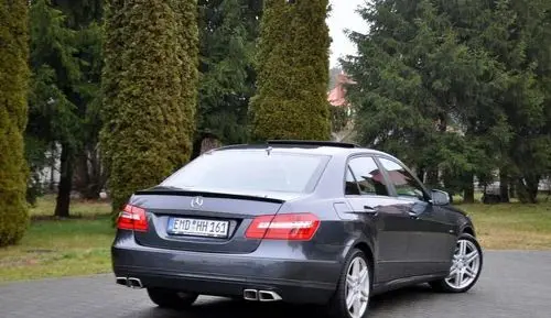 MERCEDES-BENZ Klasa E 