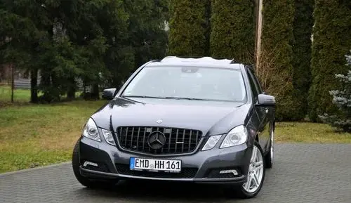 MERCEDES-BENZ Klasa E 