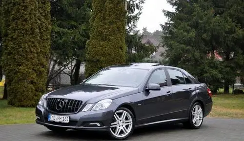 MERCEDES-BENZ Klasa E 