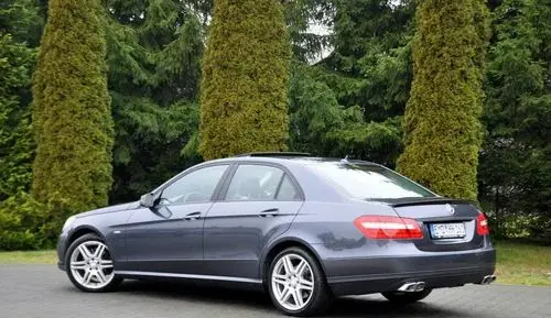 MERCEDES-BENZ Klasa E 