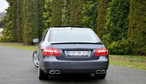 MERCEDES-BENZ Klasa E 