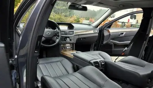 MERCEDES-BENZ Klasa E 