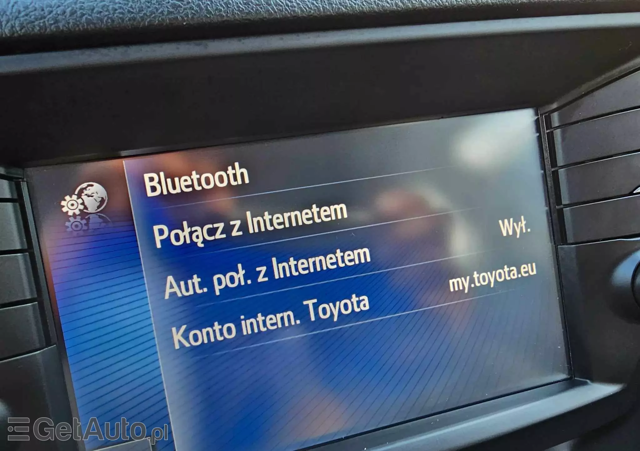 TOYOTA Avensis 2.0 D-4D Premium