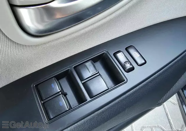 TOYOTA Avensis 2.0 D-4D Premium