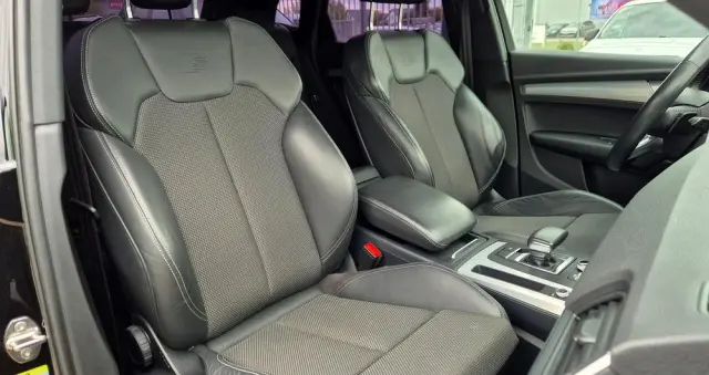 AUDI Q5 2.0 TFSI Quattro Sport S tronic