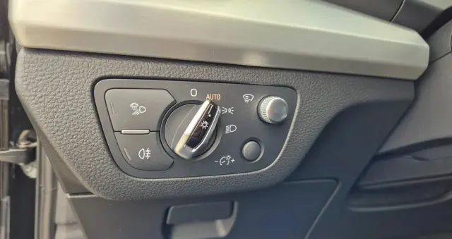 AUDI Q5 2.0 TFSI Quattro Sport S tronic