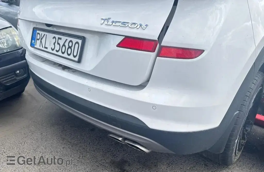 HYUNDAI Tucson 