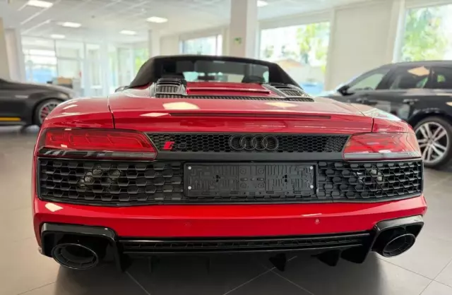 AUDI R8 Performance S tronic