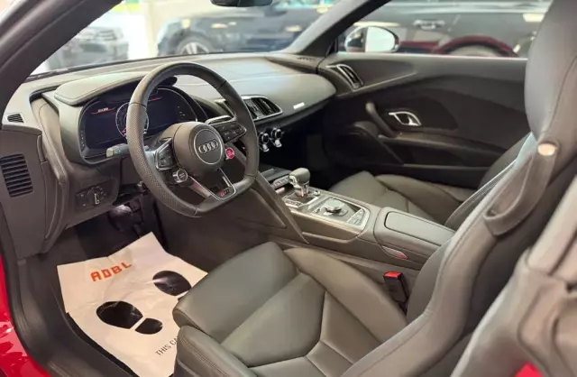 AUDI R8 Performance S tronic