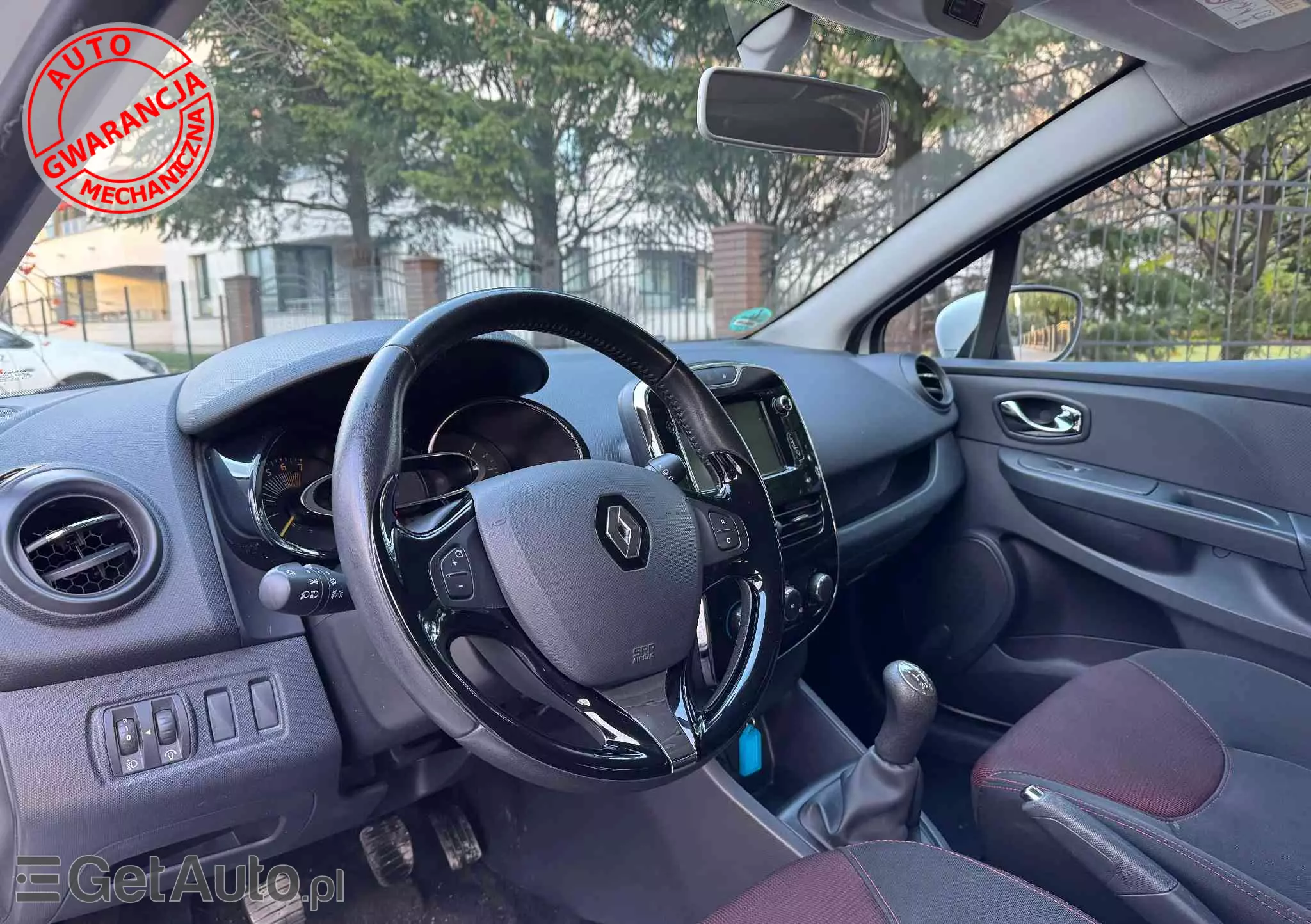 RENAULT Clio 1.2 16V Intens