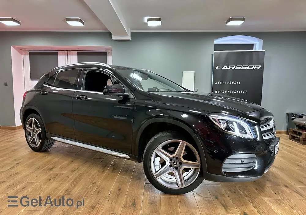 MERCEDES-BENZ GLA 220 4-Matic AMG Line