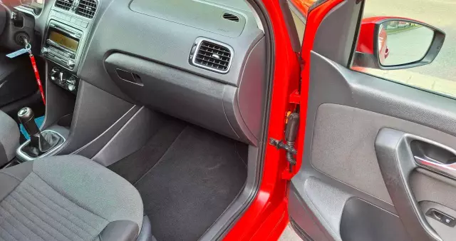 VOLKSWAGEN Polo 1.6 TDI Blue Motion Team