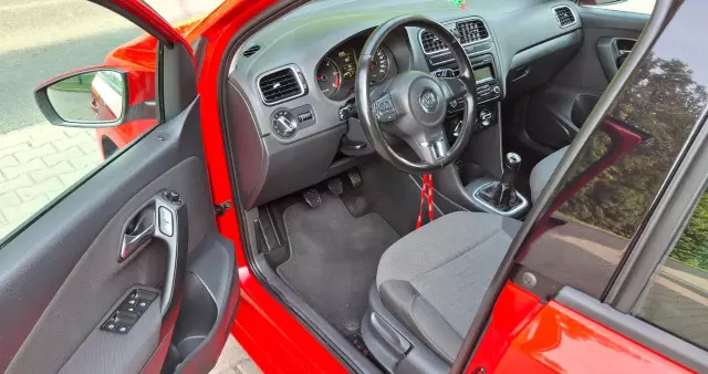 VOLKSWAGEN Polo 1.6 TDI Blue Motion Team