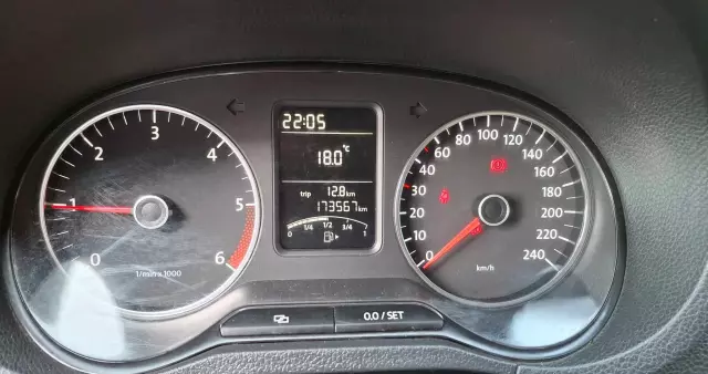 VOLKSWAGEN Polo 1.6 TDI Blue Motion Team