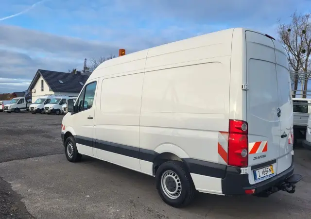 VOLKSWAGEN Crafter blaszak z zabudową warsztatową sortimo klima super stan 