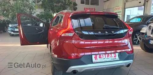 VOLVO V40 Cross Country 