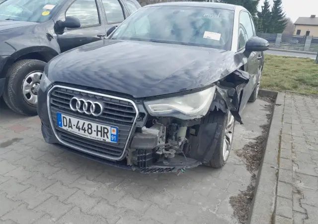 AUDI A1 Sportback 1.6 TDI S tronic S line edition