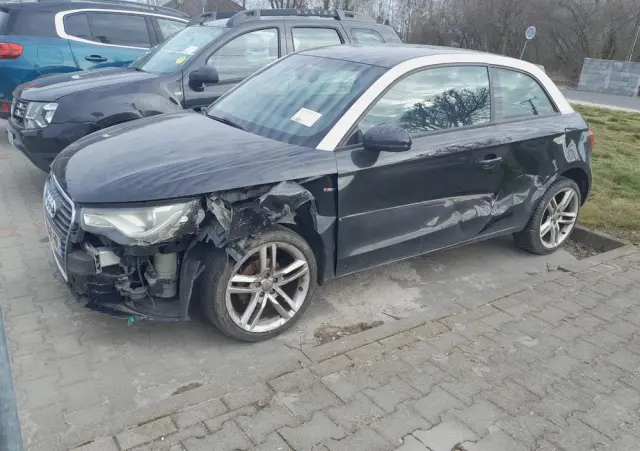 AUDI A1 Sportback 1.6 TDI S tronic S line edition