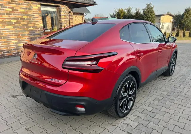 CITROËN C4X ë-SERIES