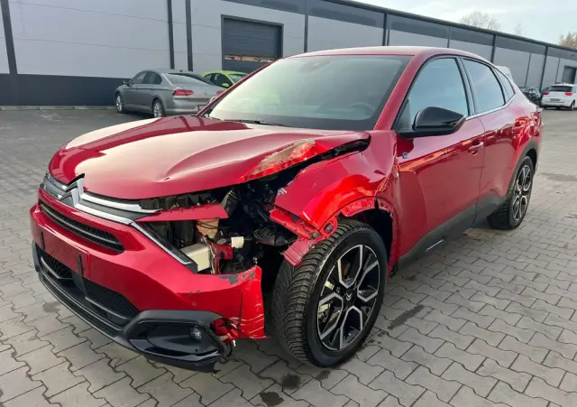 CITROËN C4X ë-SERIES