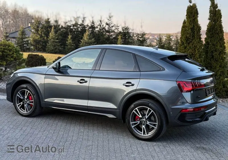 AUDI Q5 Sportback 40 TDI quattro S tronic S line