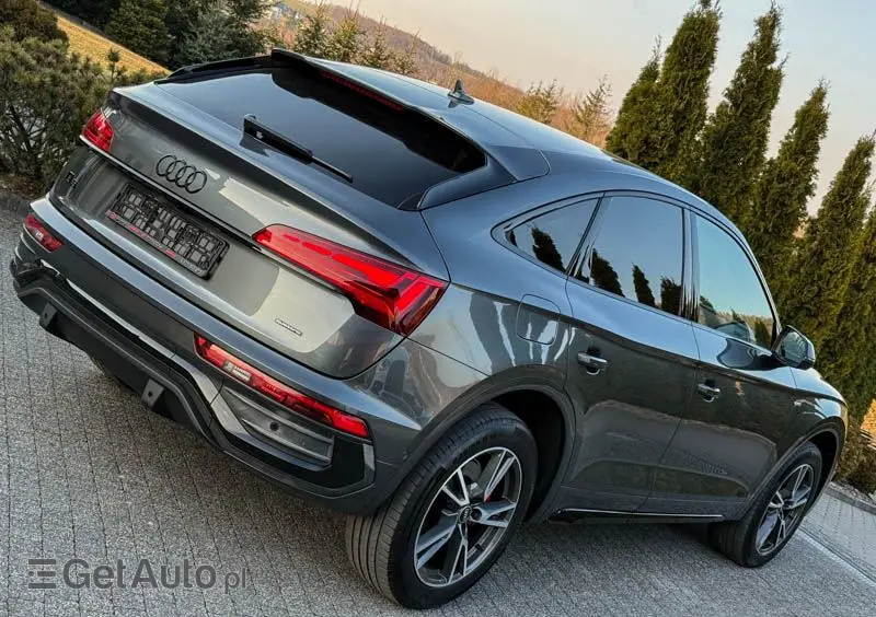 AUDI Q5 Sportback 40 TDI quattro S tronic S line