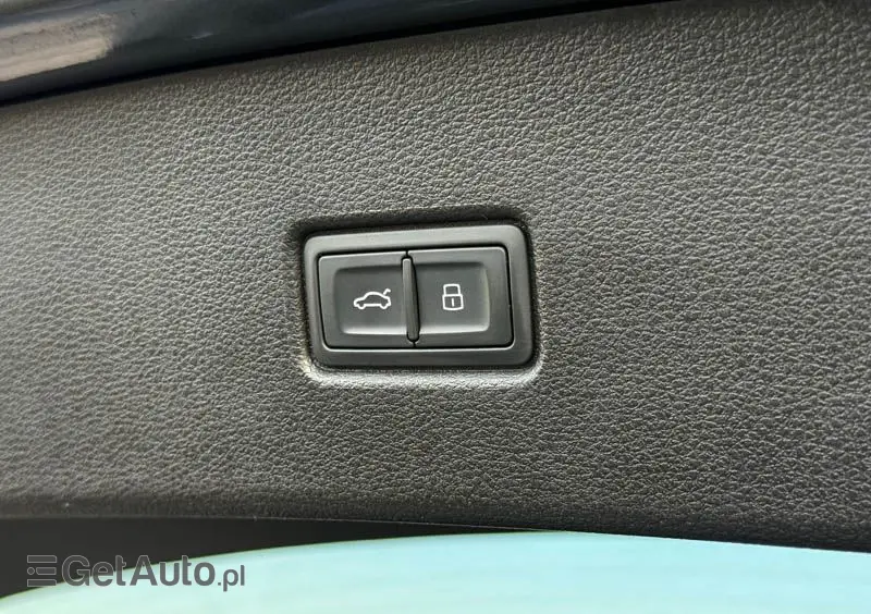 AUDI Q5 Sportback 40 TDI quattro S tronic S line