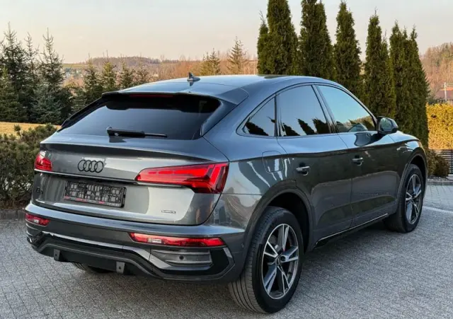 AUDI Q5 Sportback 40 TDI quattro S tronic S line