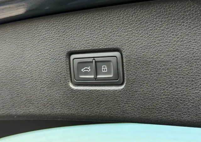 AUDI Q5 Sportback 40 TDI quattro S tronic S line