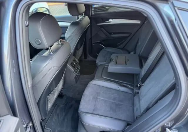 AUDI Q5 Sportback 40 TDI quattro S tronic S line