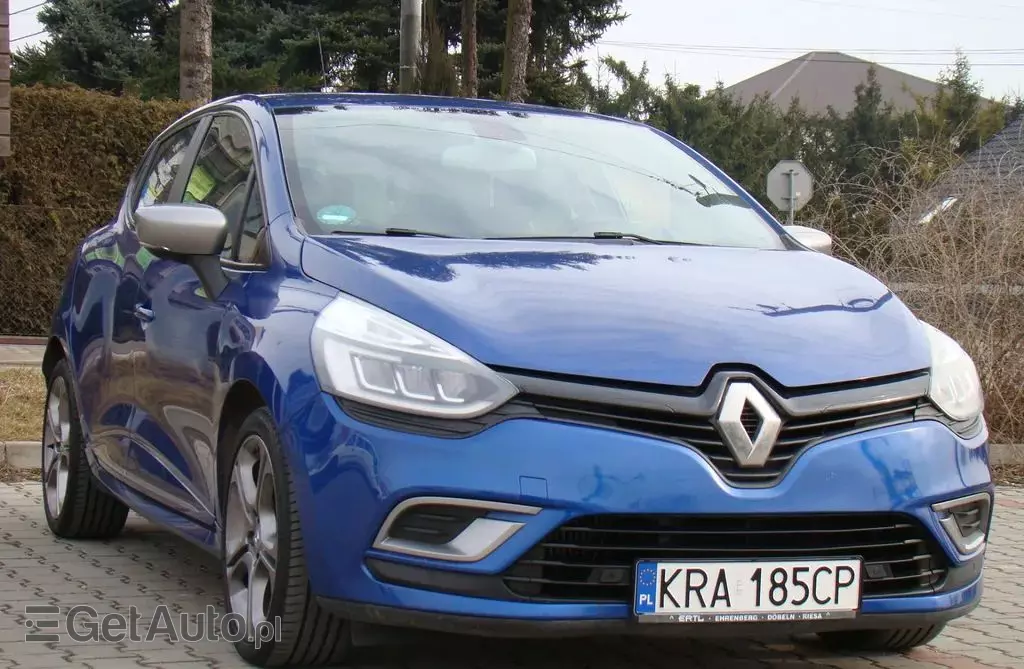 RENAULT Clio 