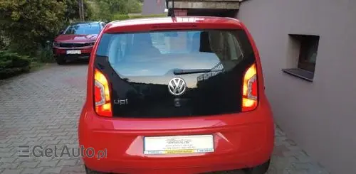 VOLKSWAGEN Up! 