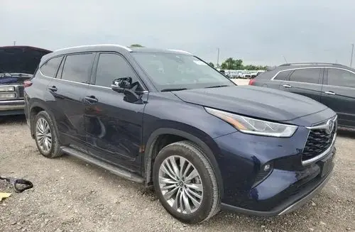 TOYOTA Highlander 
