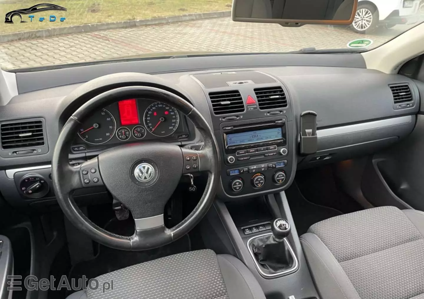 VOLKSWAGEN Golf Highline