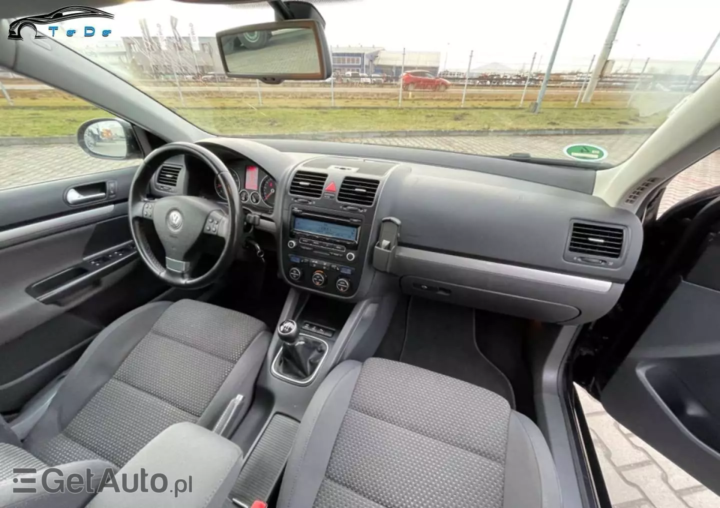 VOLKSWAGEN Golf Highline