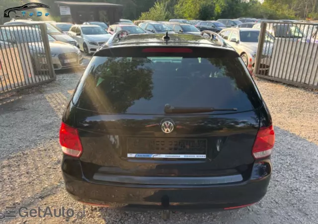 VOLKSWAGEN Golf Highline