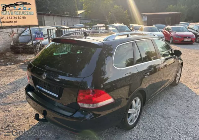 VOLKSWAGEN Golf Highline