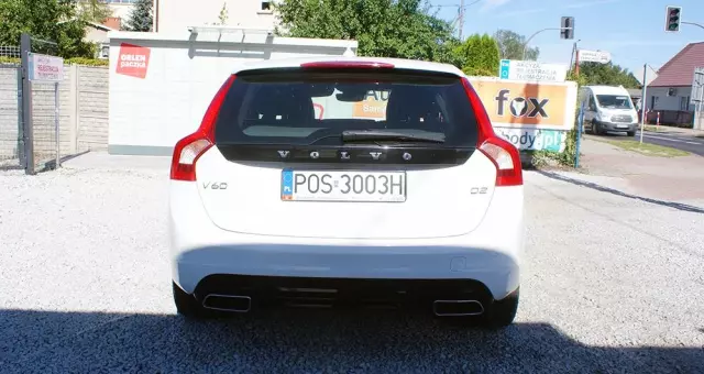 VOLVO V60 D2 Drive-E Momentum